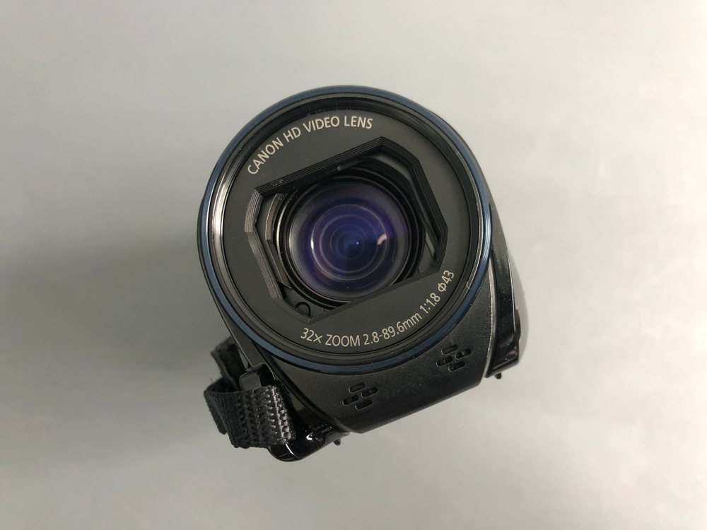 Canon Legria HF R606