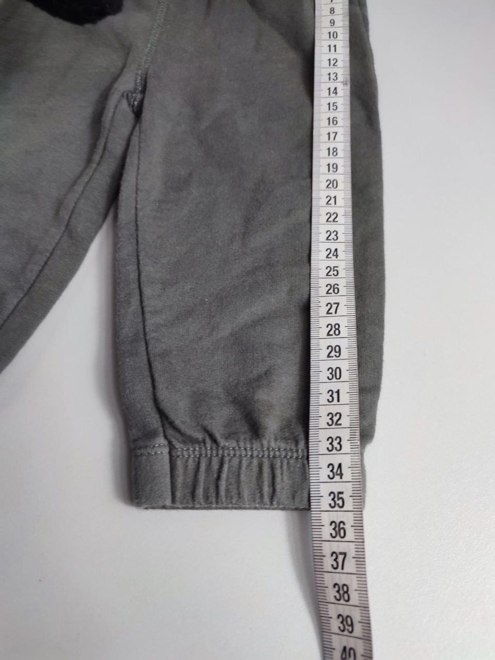 Штаны серые на 6 месяцев