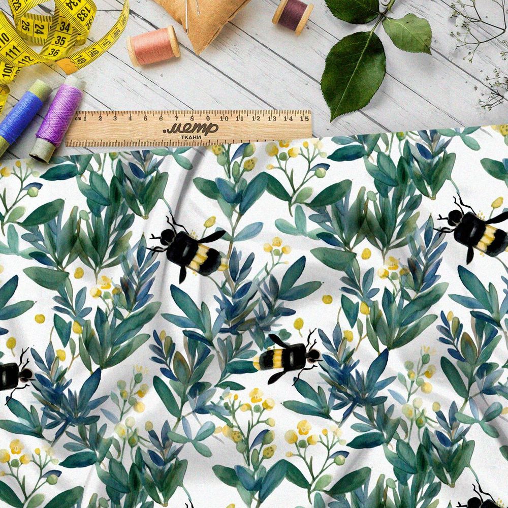 Ткань премиум дюспо насекомые в зеленых веточках