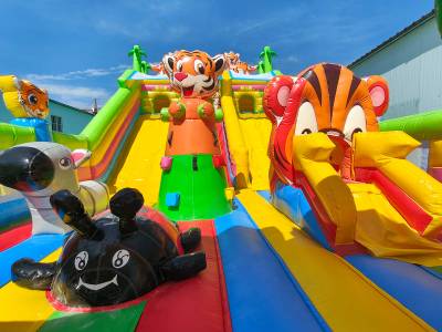 Коммерческий надувной батут «Тигриная страна 4», 10*6*5,5 м