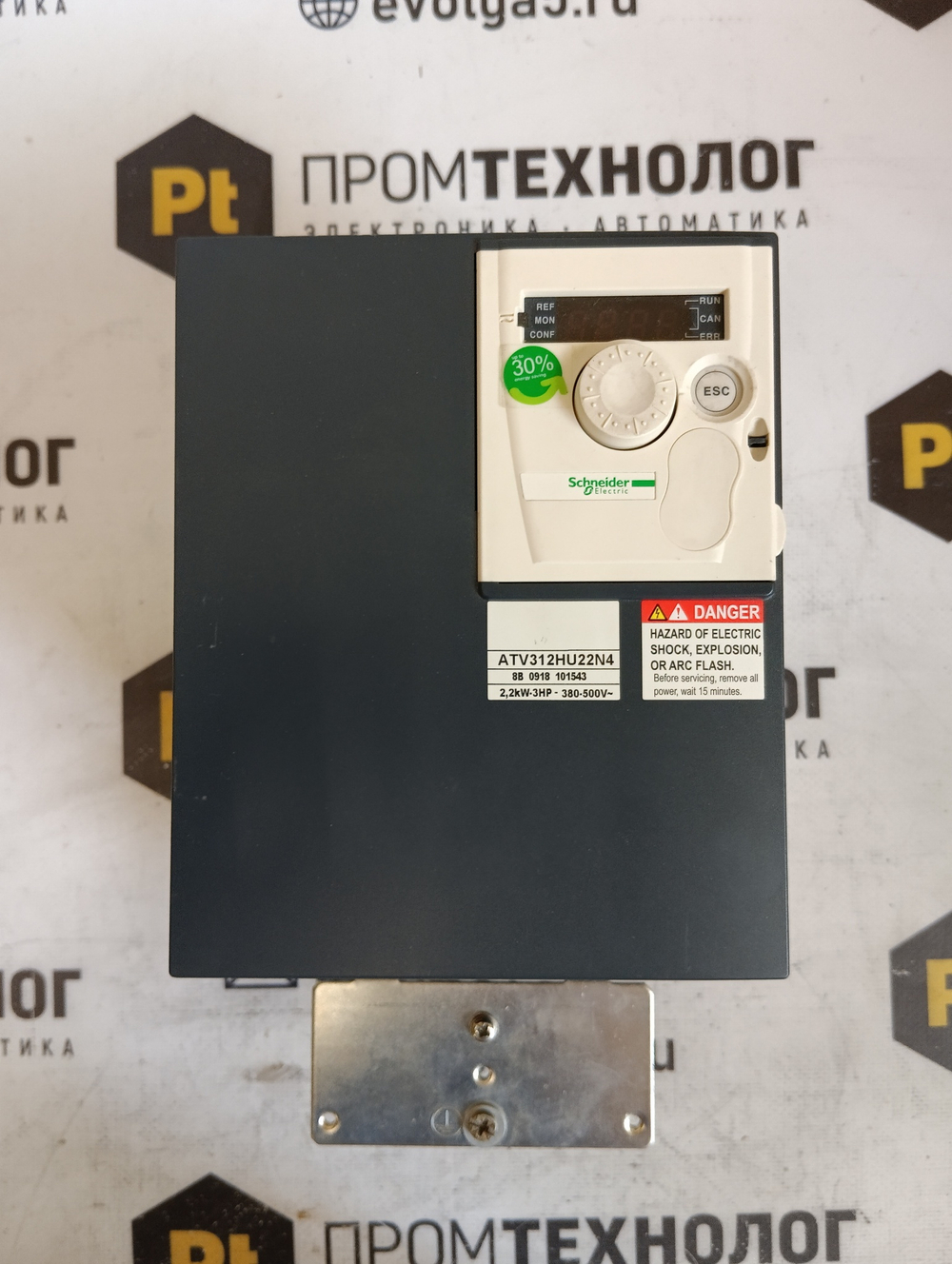 S.E. ATV312HU22N4 с хранения