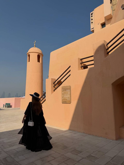 Накидка с воланами из черного батиста