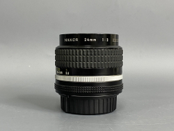Nikon 24mm F2 Nikkor