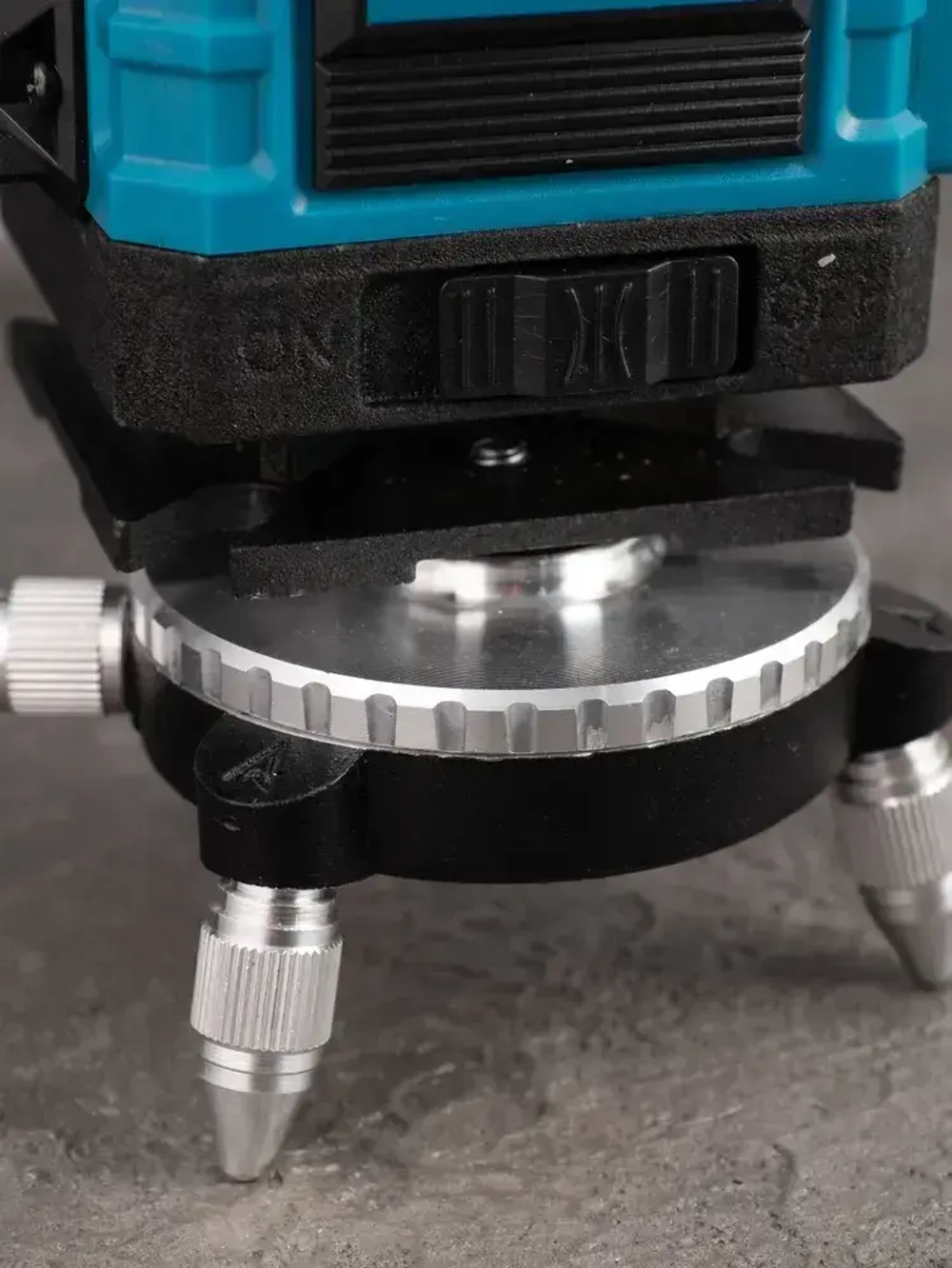 Лазерный уровень/нивелир Makita строительный 360