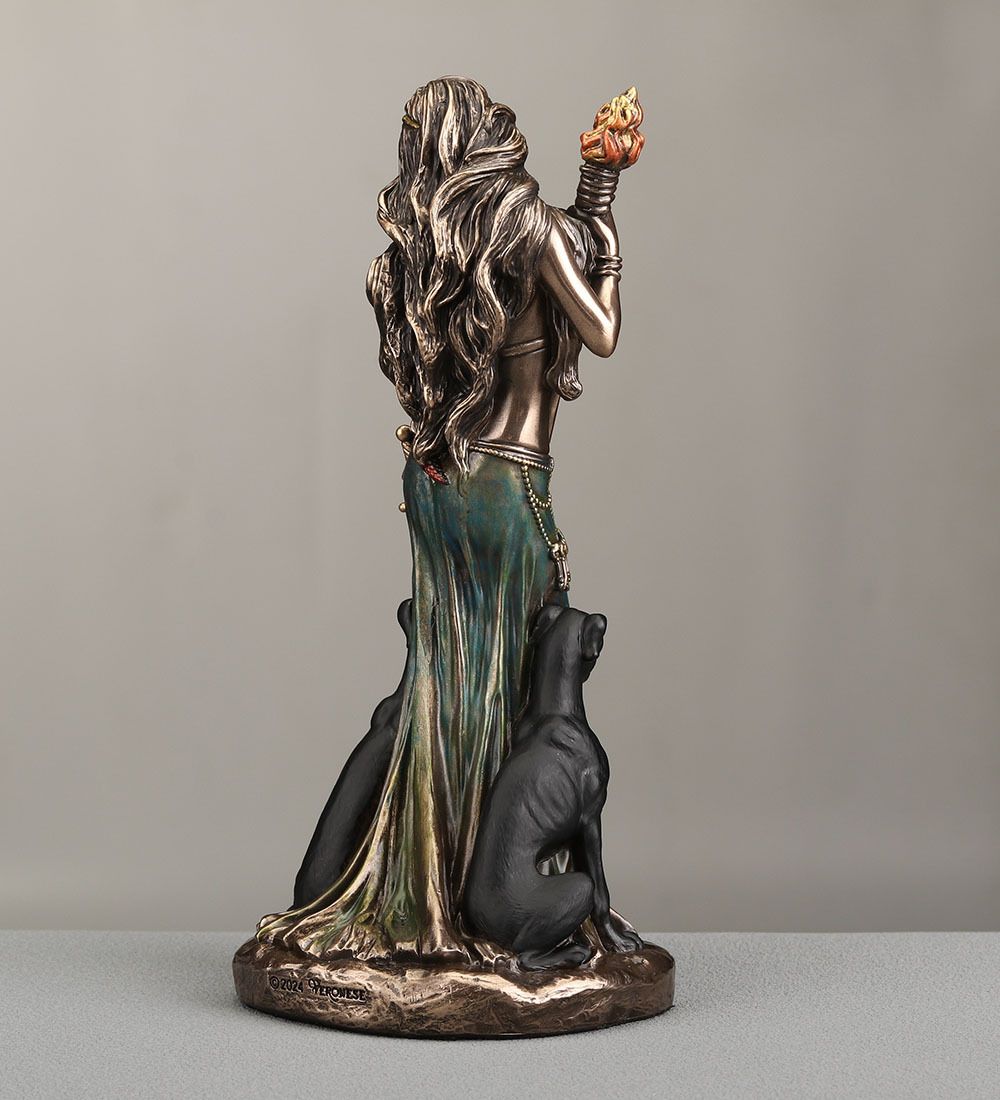 Veronese WS-1321 Статуэтка «Геката - богиня волшебства и всего таинственного»