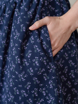 Платье с вырезом-сердечко