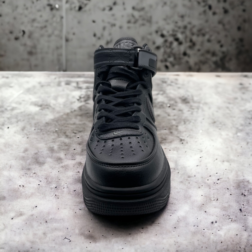 Nike Air Force 1 Gore-Tex • Black