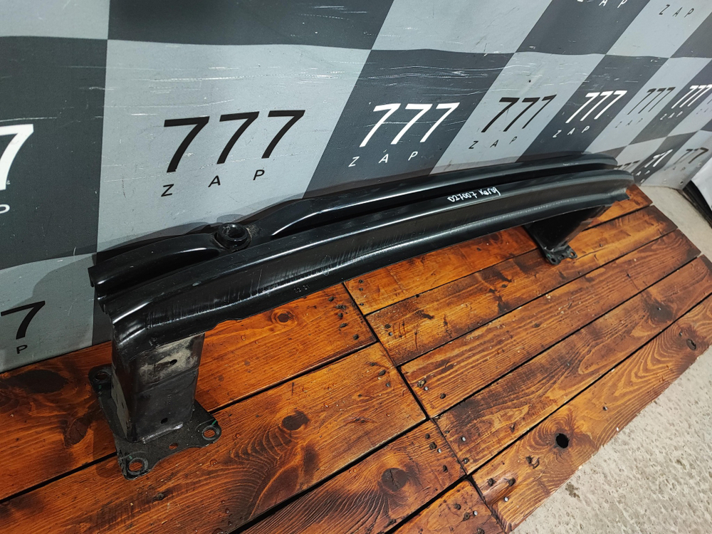 Усилитель заднего бампера Skoda Karoq 17-нв Б/У Оригинал 57R807305