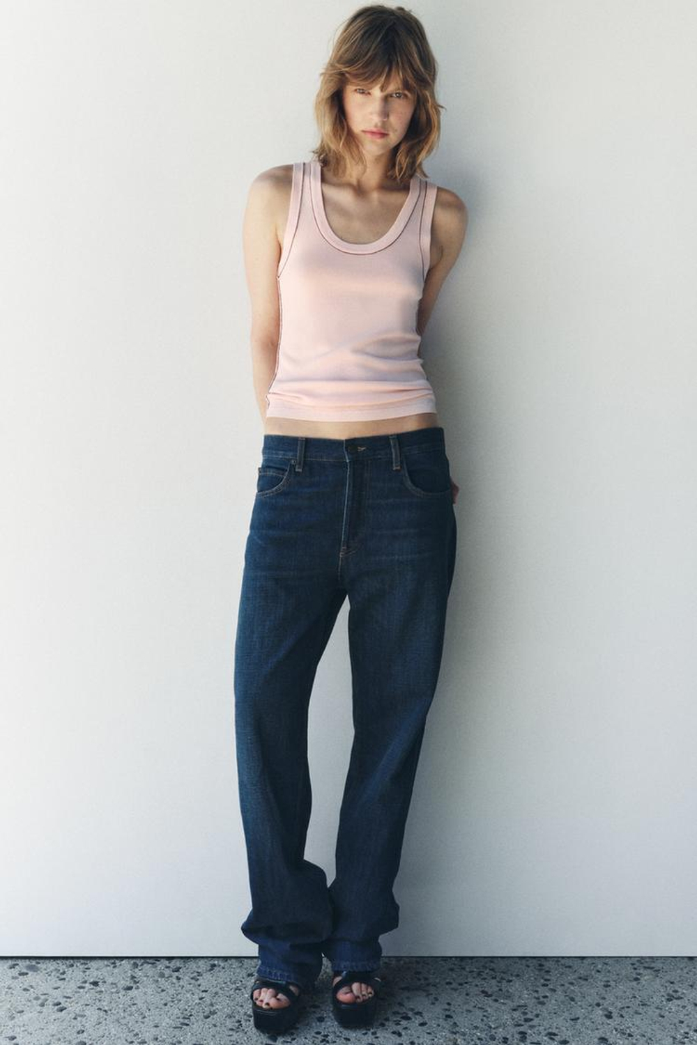 ZARA ОДНОТОННЫЙ ТОП С КОНТРАСТНОЙ ОКАНТОВКОЙ, СВЕТЛО-РОЗОВЫЙ