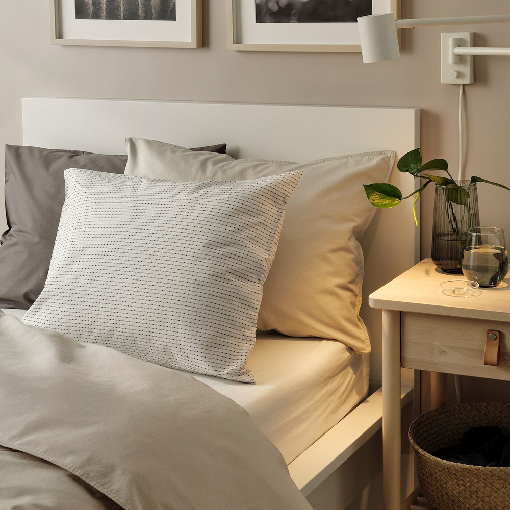 IKEA TÅGVECKLARE  (ИКЕА ТÅГВЕСКЛАРЕ)  -  Наволочка, белый/темно-серый, 50x60 см