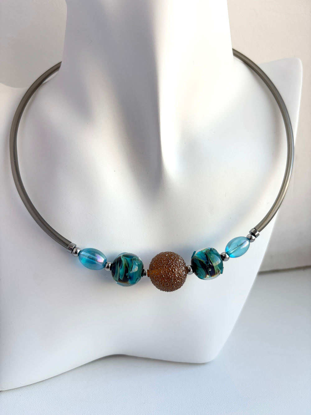 Комплект украшений из муранского стекла: колье, серьги