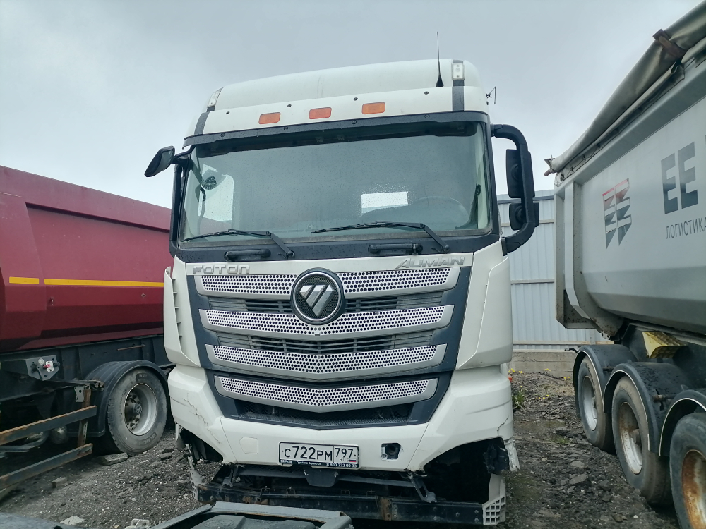Foton AUMAN 4x2 Седельный тягач BJ4189SLFKA (Дизельный, 11,8 л, 470 л.с. МТ)