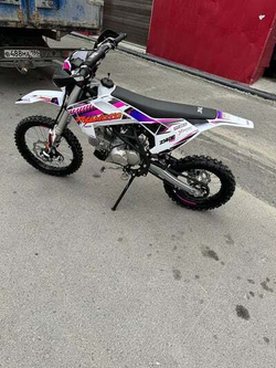 Мотоцикл JHL Z140E Pro