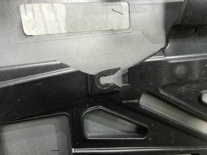 Спойлер крышки багажника BMW X5 F15 (2013-2018)