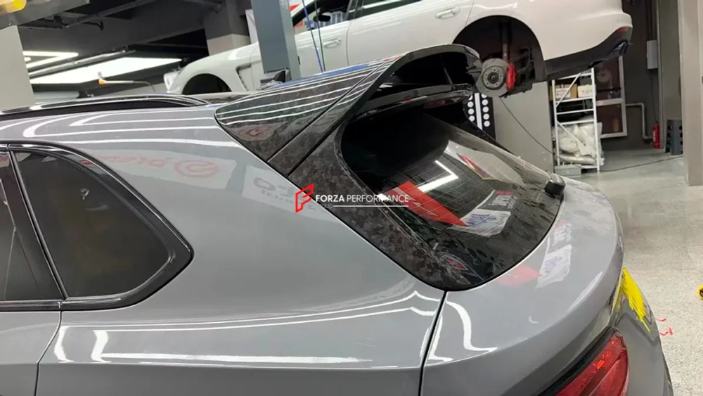 Обвес из кованого карбона для Bentley Bentayga 2020+ Бентли Бентайга