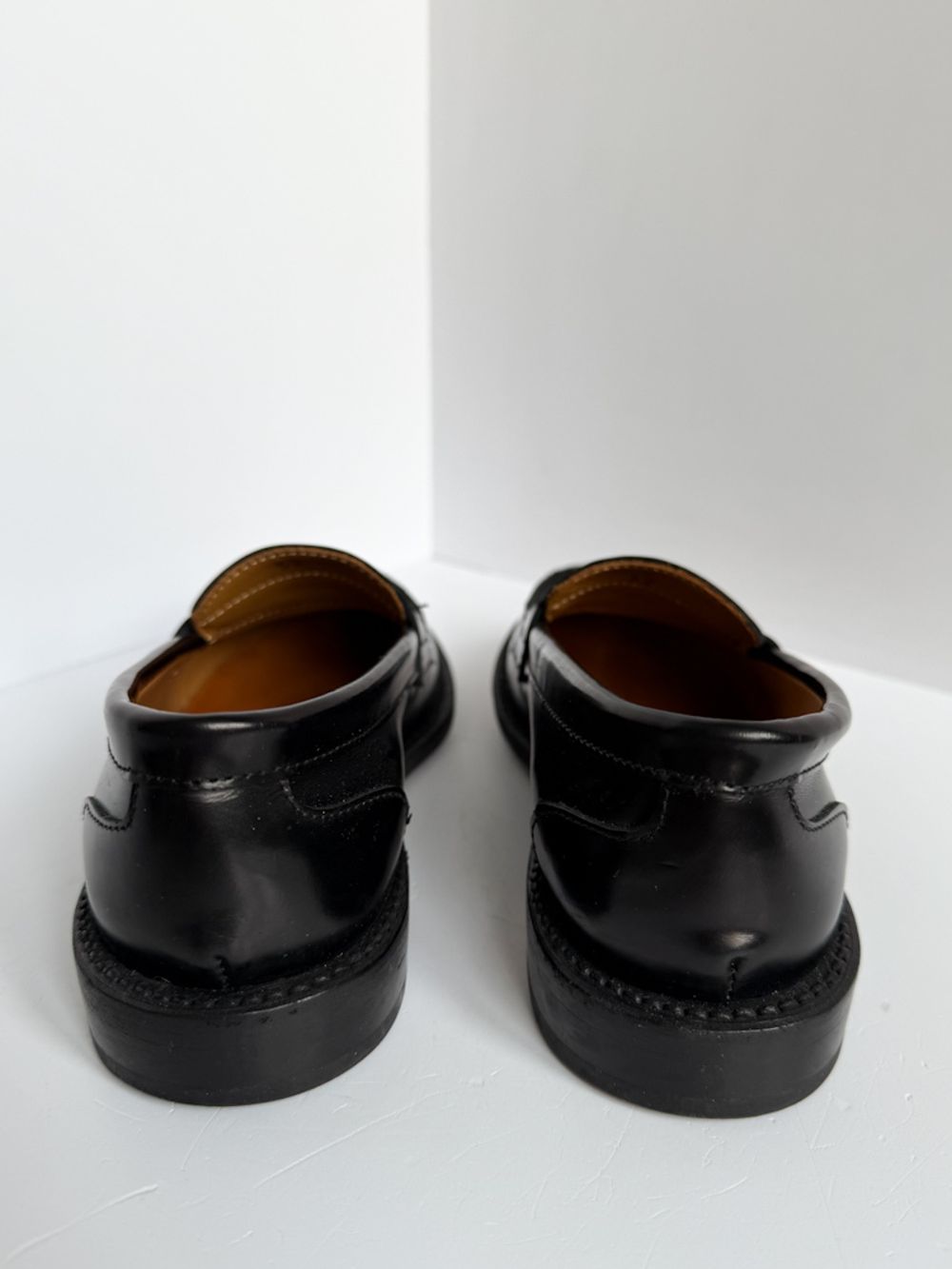 Кожаные лоферы Galucci, 32