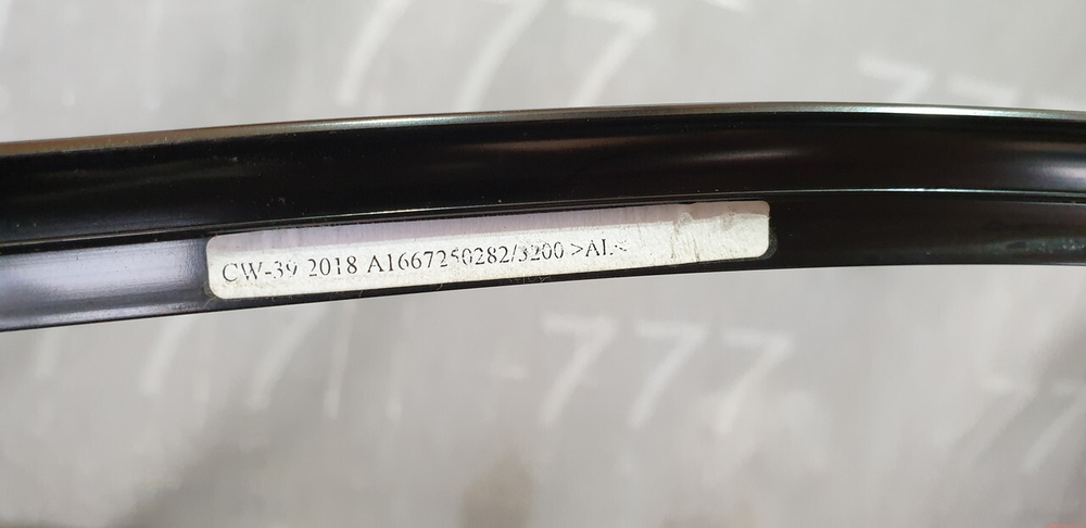 Молдинг двери передней правой MB GL GLS (X166) 12-19 Б/У Оригинал A1667250282