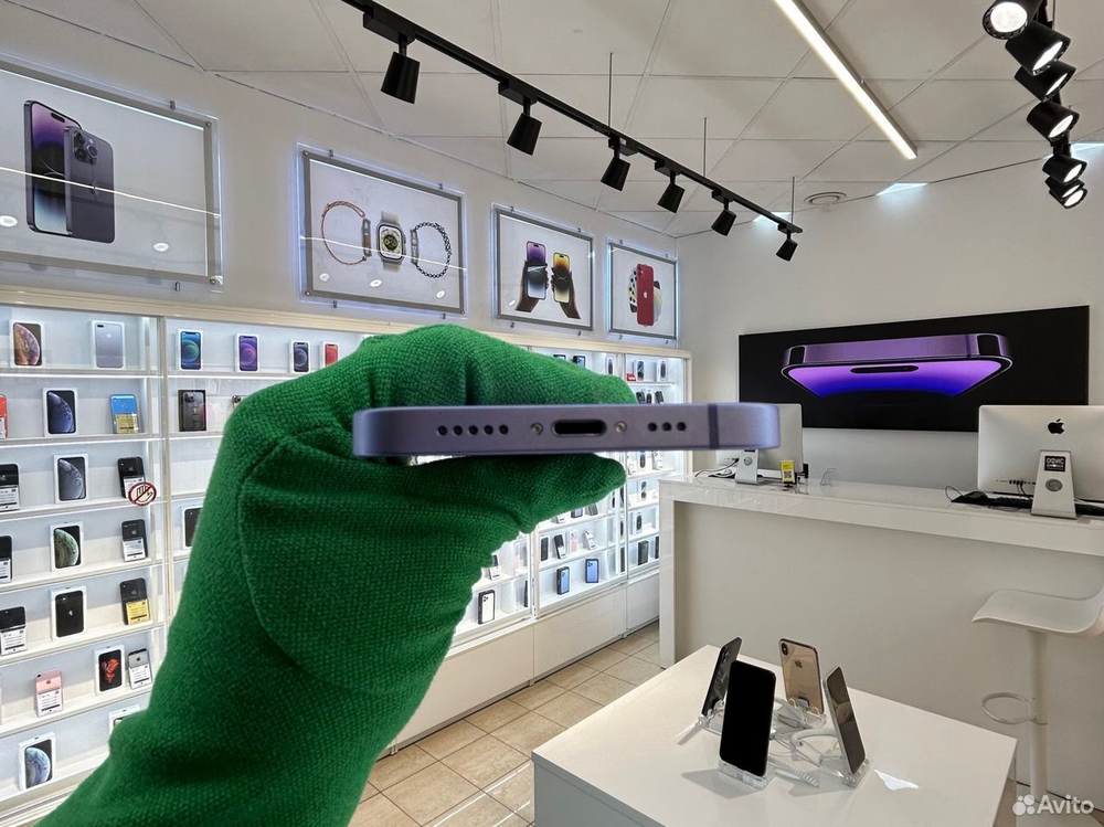 iPhone 12 64 ГБ б/у