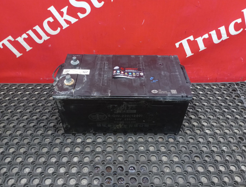 Аккумуляторная батарея 6-QW-220 220Ah/1200A