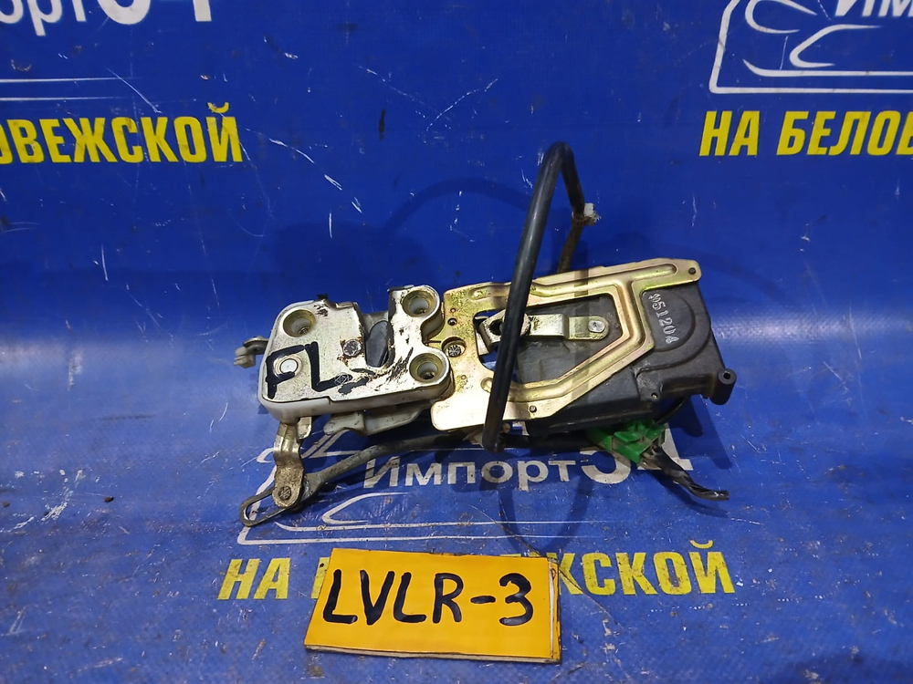 Замок двери передней левой MAZDA MPV 1997