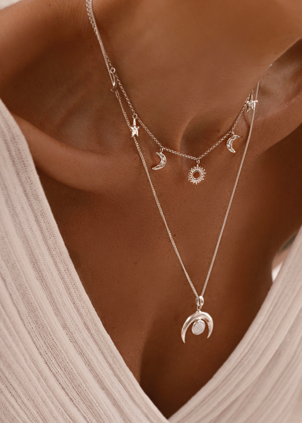 Колье «Селена» с лунным камнем