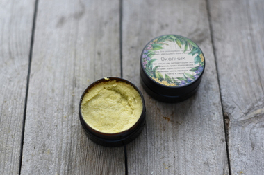 Мазь обезболивающая и заживляющая "Окопник и мухомор"