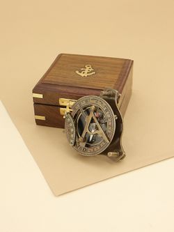 Nautical Морской компас в деревянном футляре