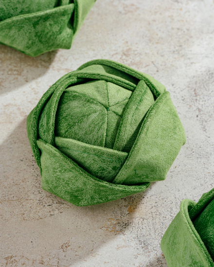 Поисковая игрушка для собак "Свежая капуста"