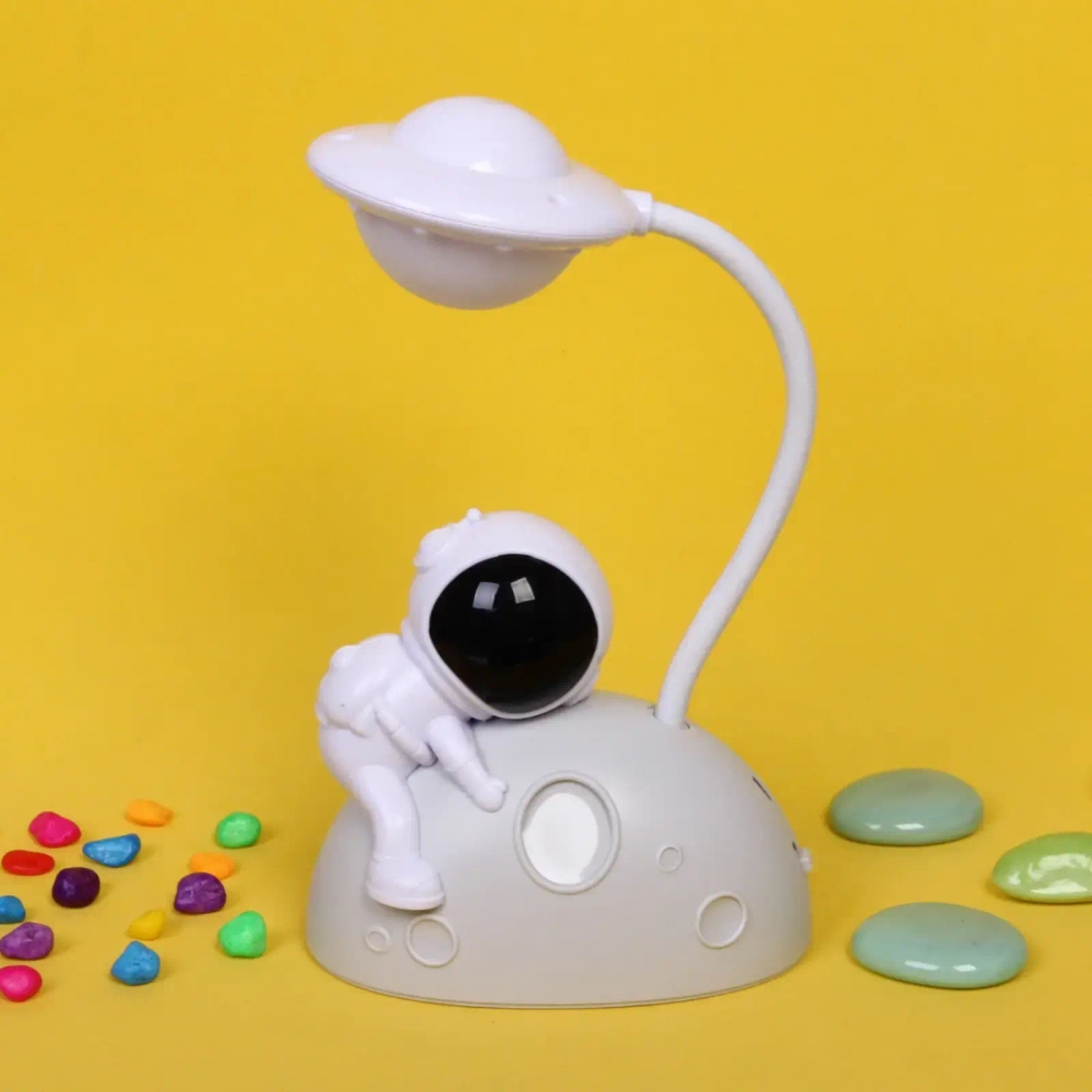 Светильник настольный «Cosmo-Любимая Луна» LED 28*11,5*7,5см USB 4V 3w, Белый