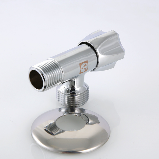 Вентиль угловой Valtec VT.240.N.04 1/2"х1/2"