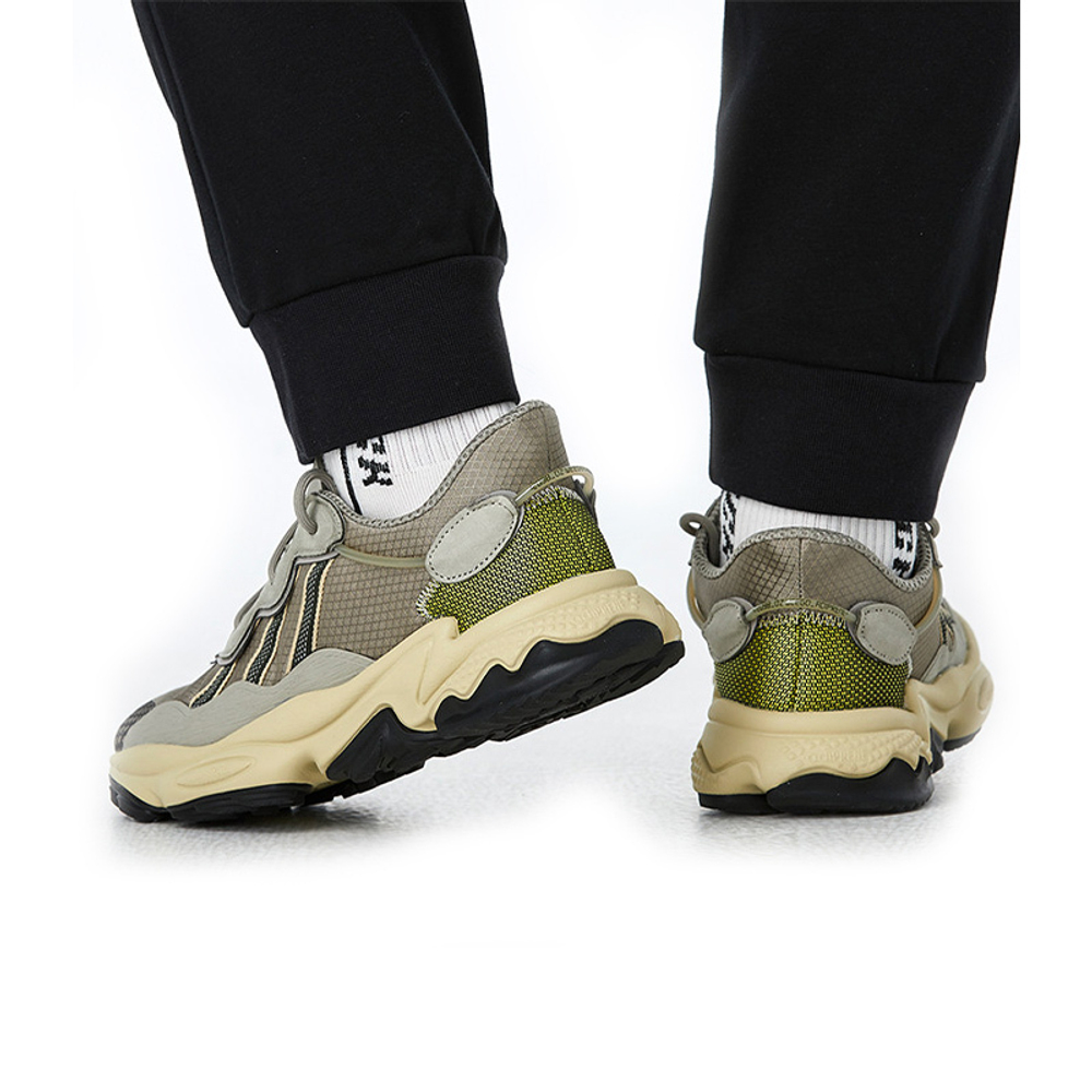 Кроссовки Adidas Originals Ozweego Tr