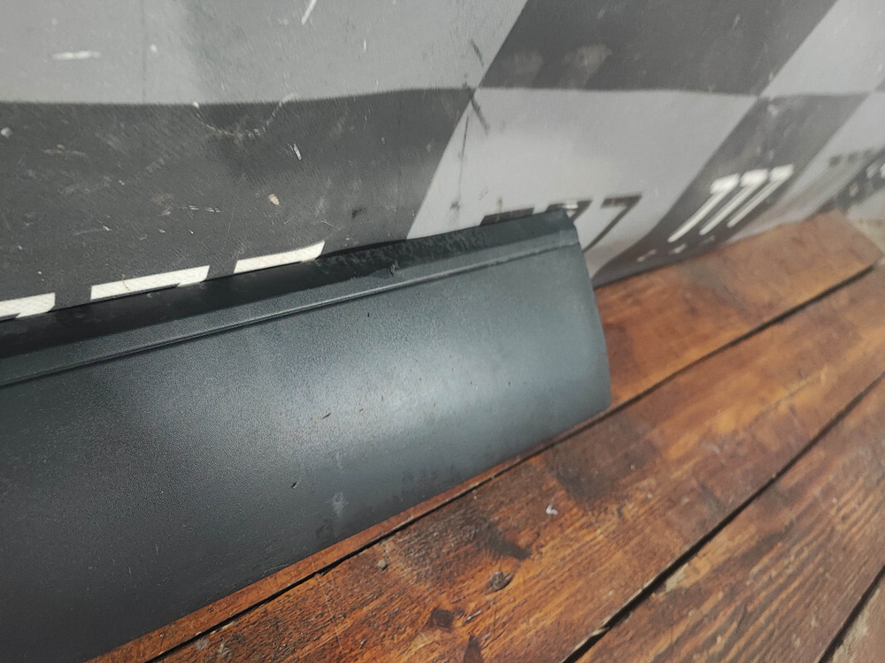 Накладка двери передней левой Renault Arkana 19-нв Б/У Оригинал 808775963R