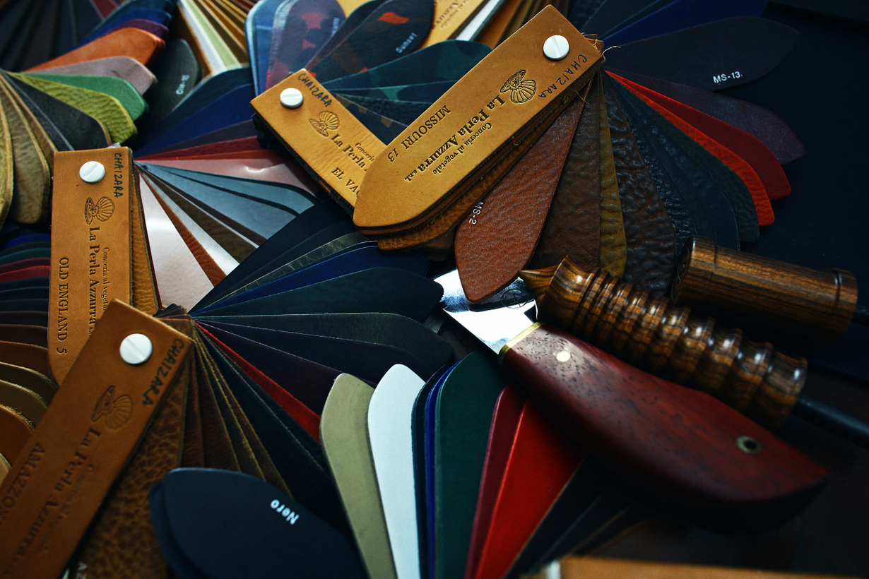 Секреты La Perla Azzurra: видео как делают кожу растительного дубления