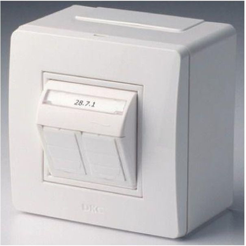 Коробка для миниканалов с телефонной/компьютерной розеткой 10665 DKC