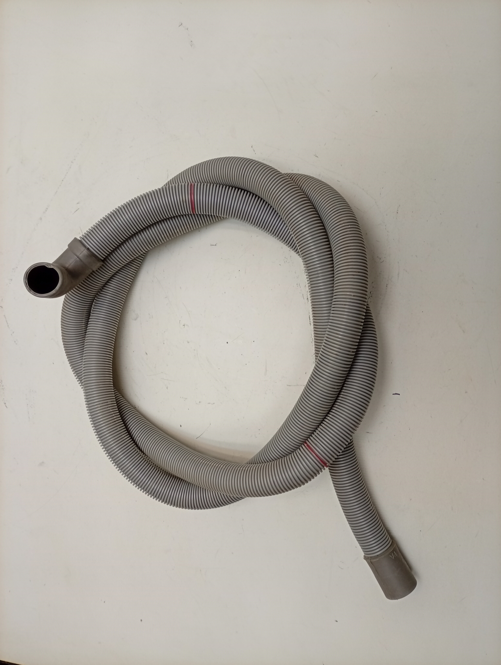 WHB1038 кт29 Сливной шланг Г-образный для стиральных машин Hansa 1036017 б/у