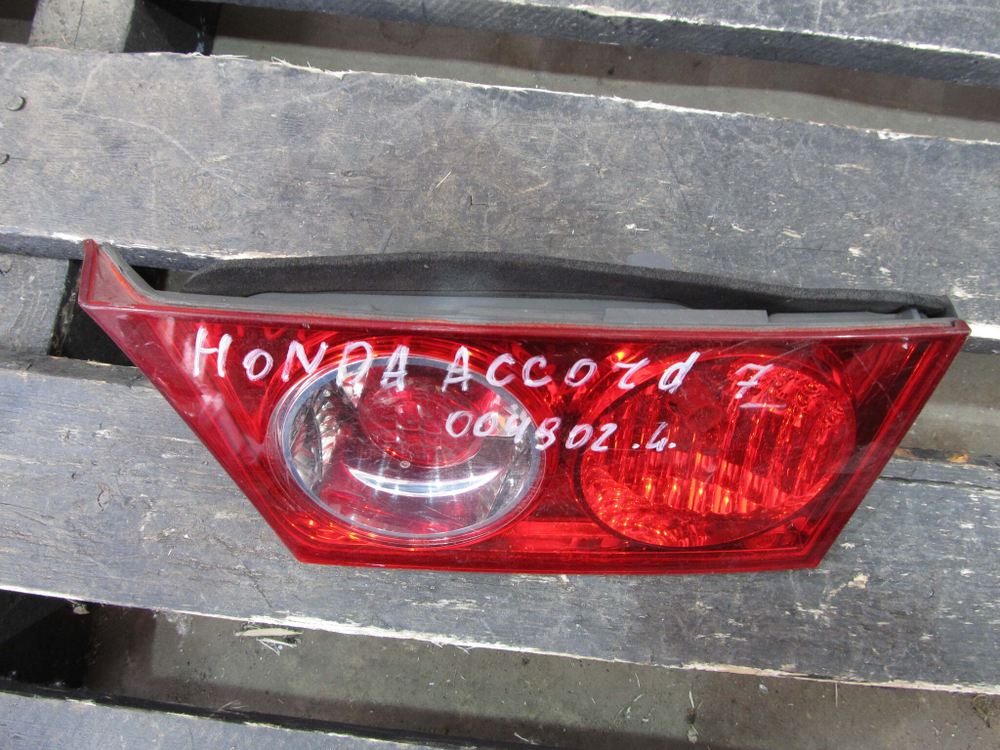 Фонарь задний правый внутренний Honda Accord 7 (CL)  Б/У  34151SEAE01