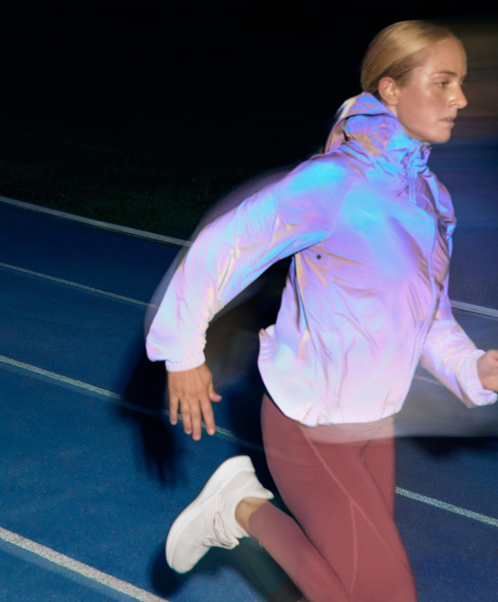 Oysho Лёгкая водоотталкивающая светоотражающая куртка, синий