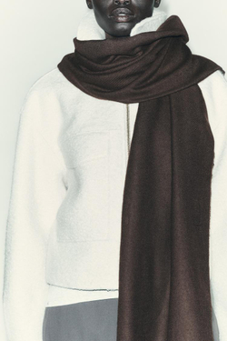 ZARA ОДНОТОННЫЙ МЯГКИЙ ПЛАТОК, КОРИЧНЕВЫЙ