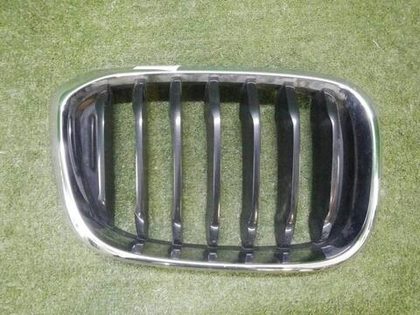 Решетка радиатора правая BMW X3 G01 X4 G02 (2017-2021)