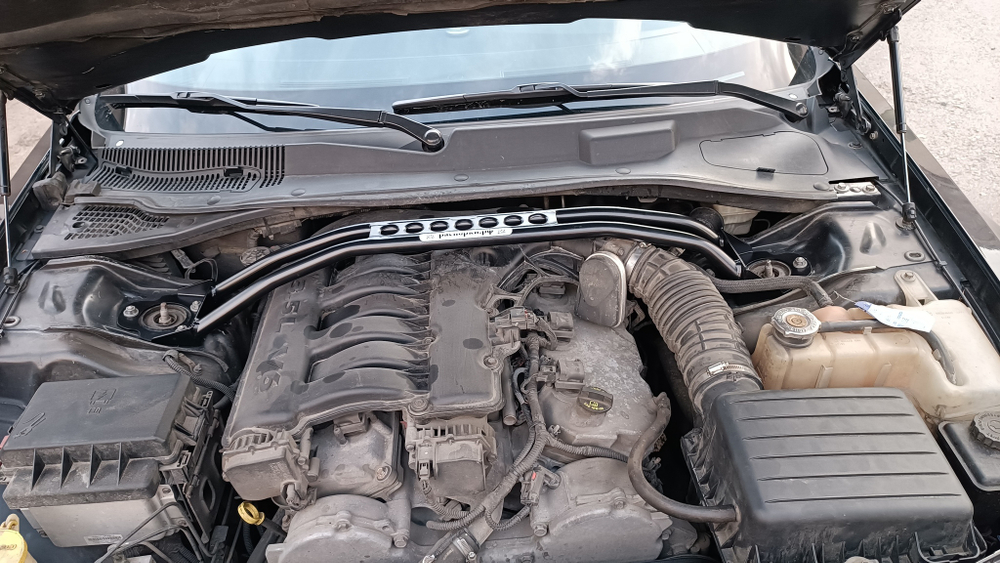 Распорка передних стоек (стаканов) 3.5л Dodge Magnum 4 универсал (ПОД ЗАКАЗ)