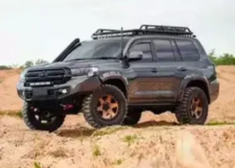 LAND CRUISER 200