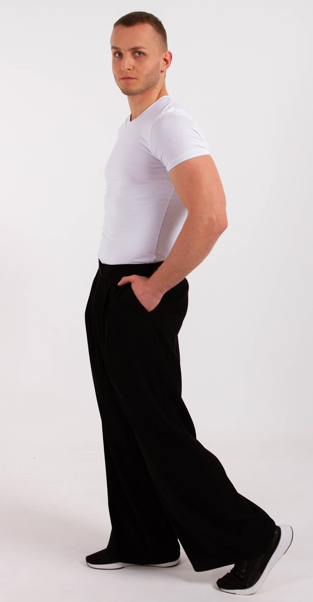 Брюки широкие IMBA микровельвет