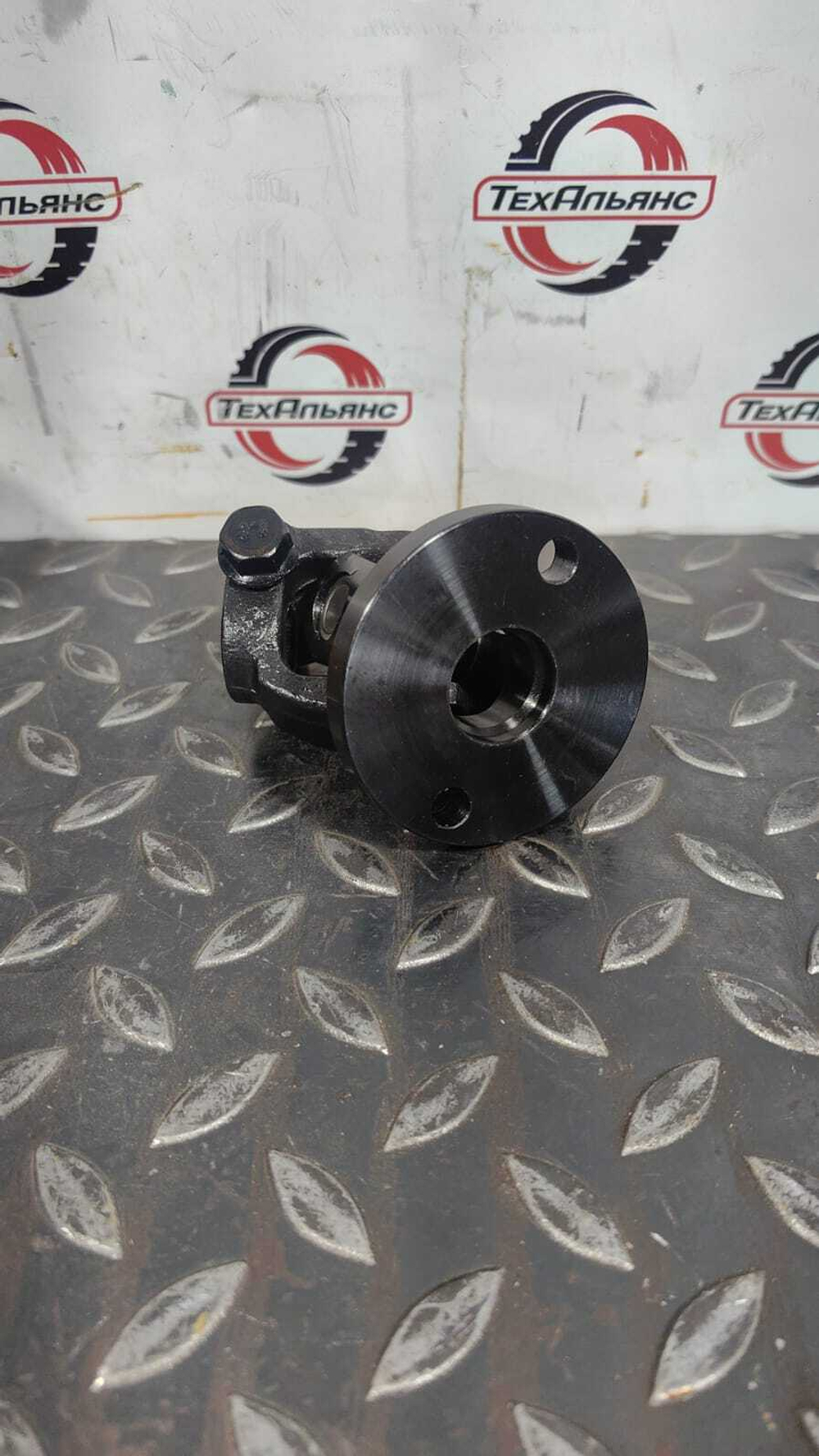 Шарнир универсальный 16935736