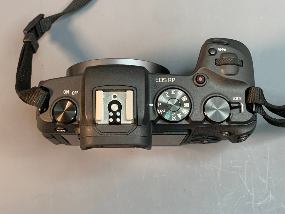 Canon EOS RP 3.000 кадров