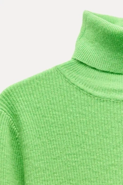 ZARA ТРИКОТАЖНЫЙ ТОП С ВЫСОКИМ ВОРОТНИКОМ, ЗЕЛЕНЫЙ
