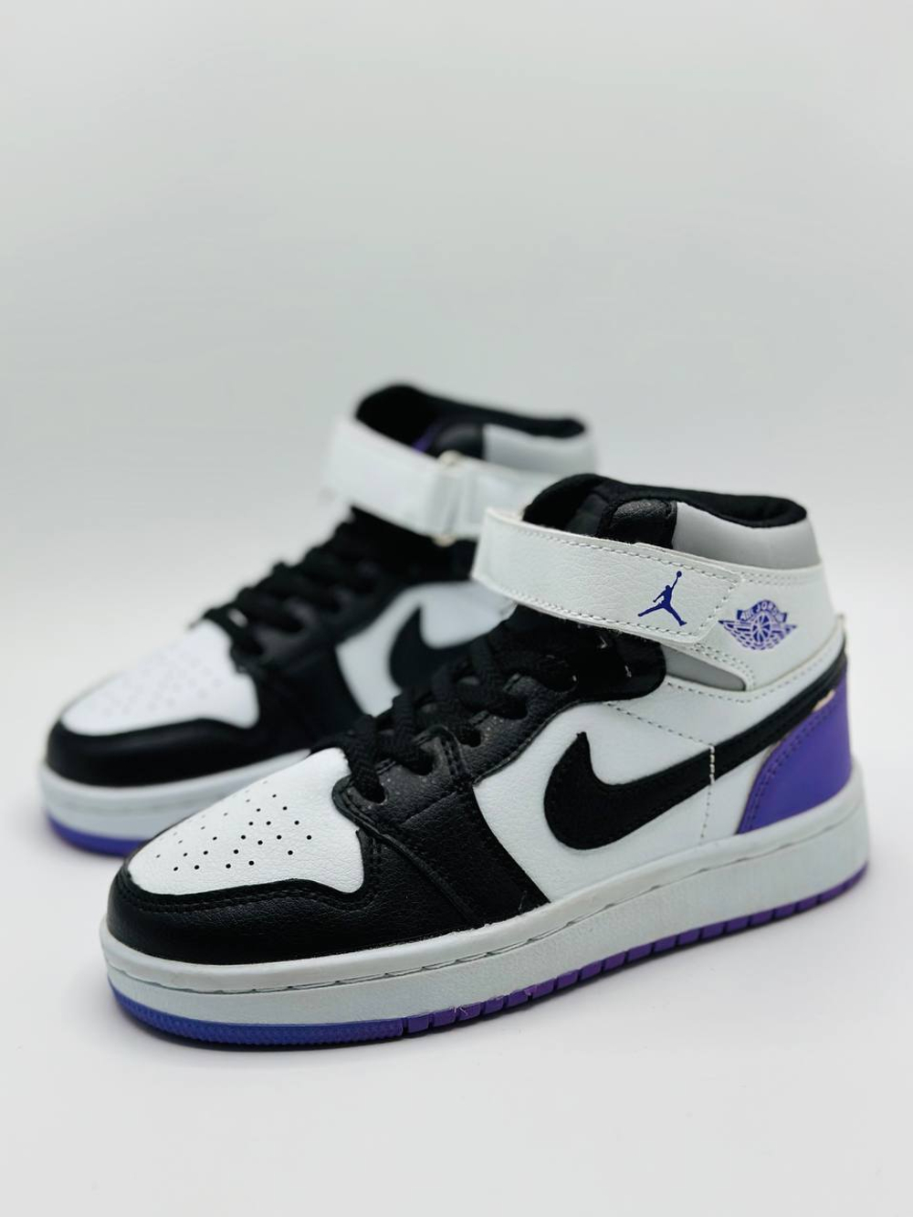 Детские кроссовки Nike Air Jordan Kids High