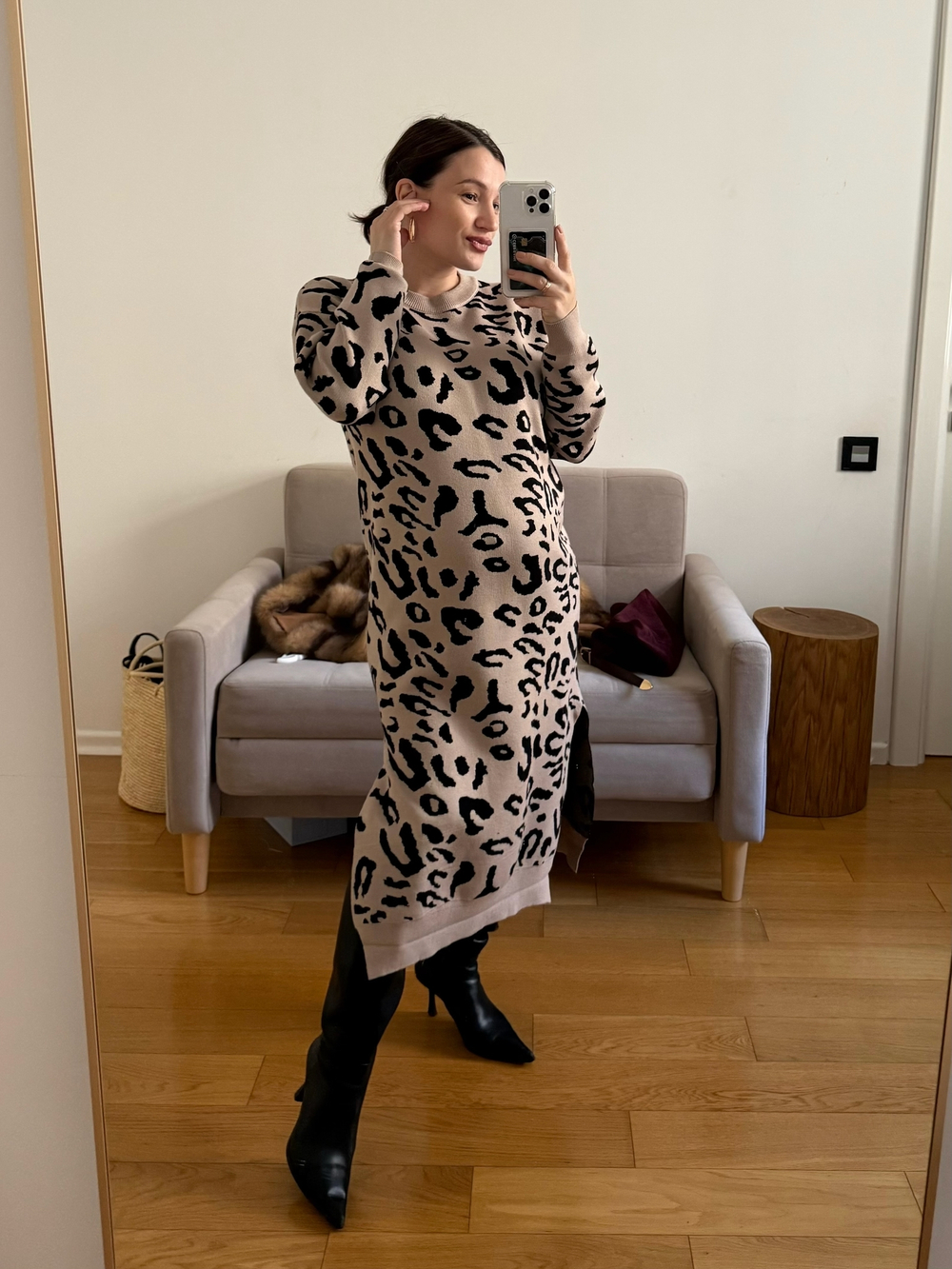 Платье трикотаж лео беж