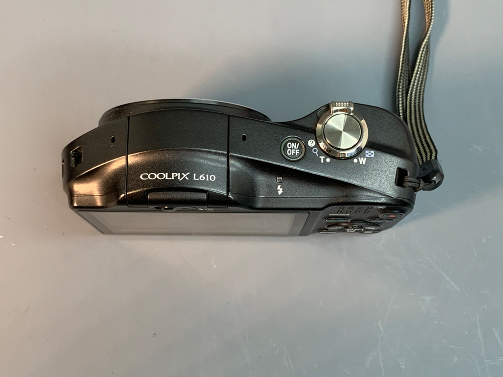 Nikon Coolpix L610 крышка не закрывается