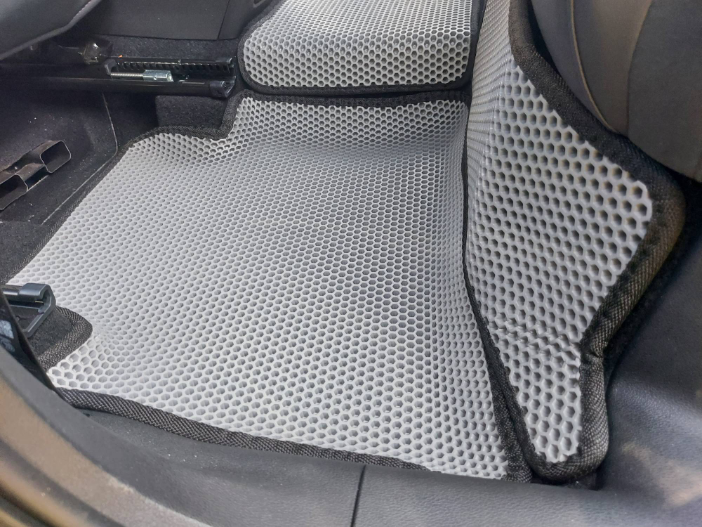 Автоковрики EVA для Geely Tugella (2019-2024)