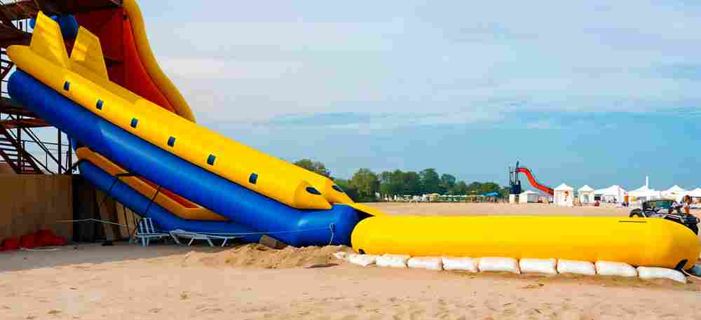 Надувная прямая горка для вышки (опоры) «Стрела», 17.3 м * 2.7 м * 9.1 м